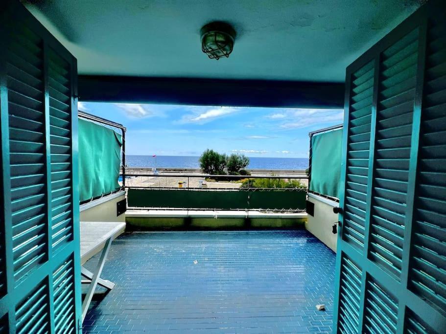 Suite Levante 56 - Fronte Mare Sanremo Ospedaletti Exterior foto